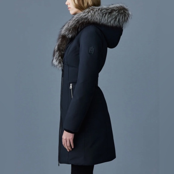 Authentic Mackage Women’s Coat - Picture 4 of 8